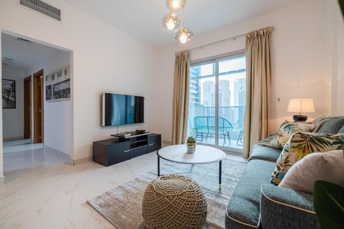 2 Bedroom Apartment I Marina Diamond 4 I Close To Metro ドバイ エクステリア 写真