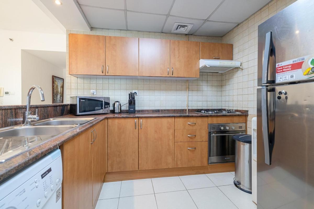 2 Bedroom Apartment I Marina Diamond 4 I Close To Metro ドバイ エクステリア 写真